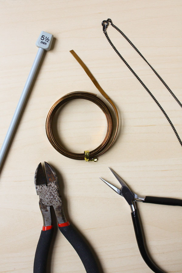 Coiled Flat Wire Cure Necklace