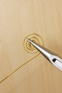 Wire Wrapping a Stone - Spiral Cage Necklace