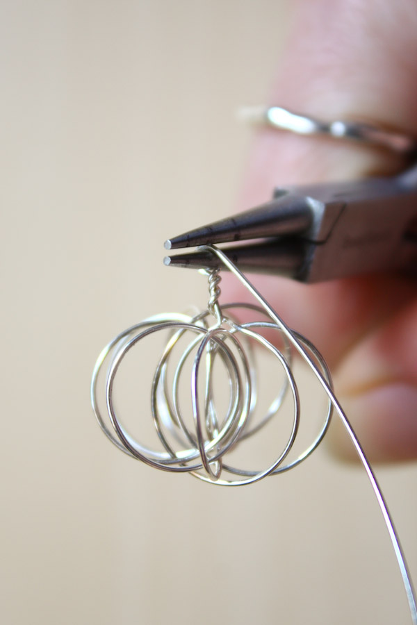 Wire Pumpkin Earrings Halloween DIY Tutorial