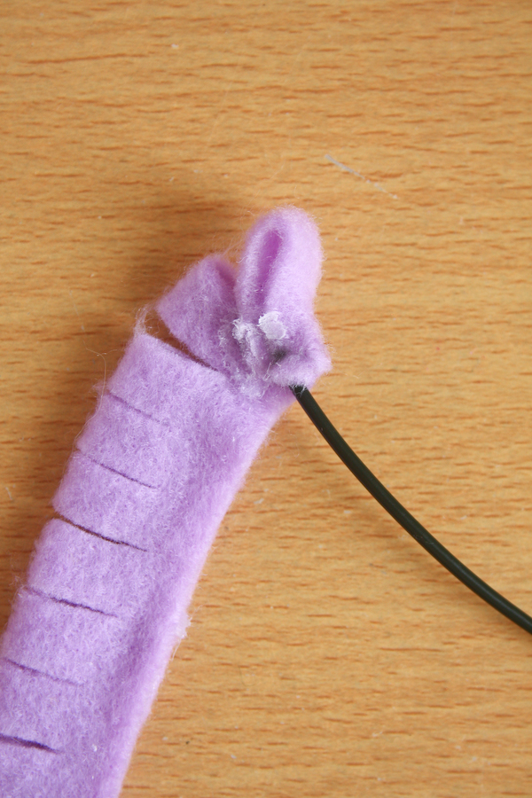 How to make felt flowers - lavender tutorial by Make and Fable