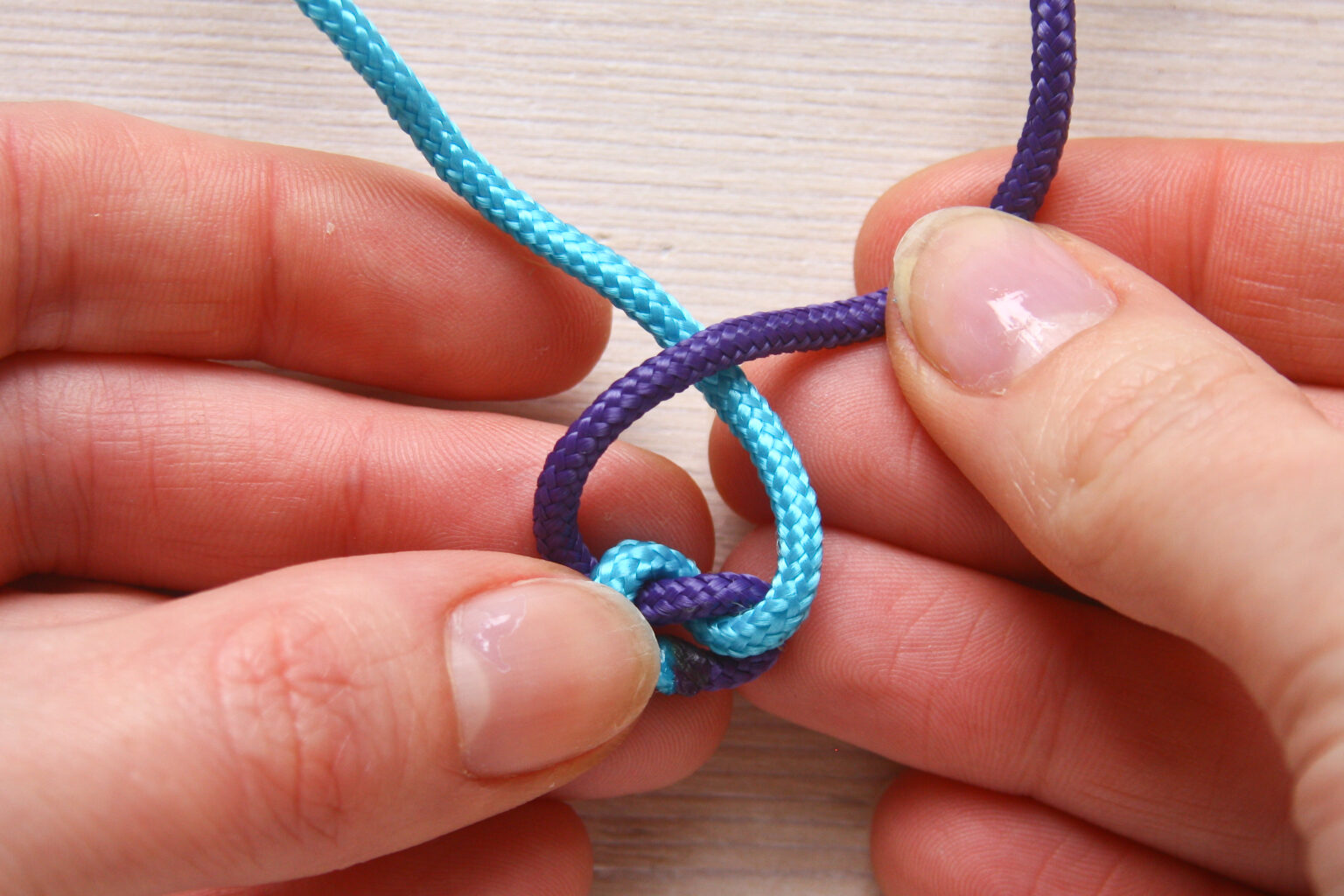 How to tie basic jewellery making knots