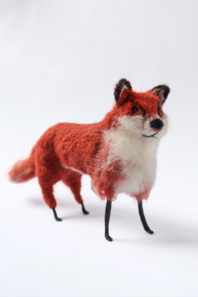 3D Needle Felting course - a felted fox with wire legs